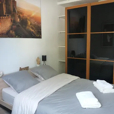 Maison L'ollivia - Terrasse - Parking Gratuit Ferienhaus Carcassonne